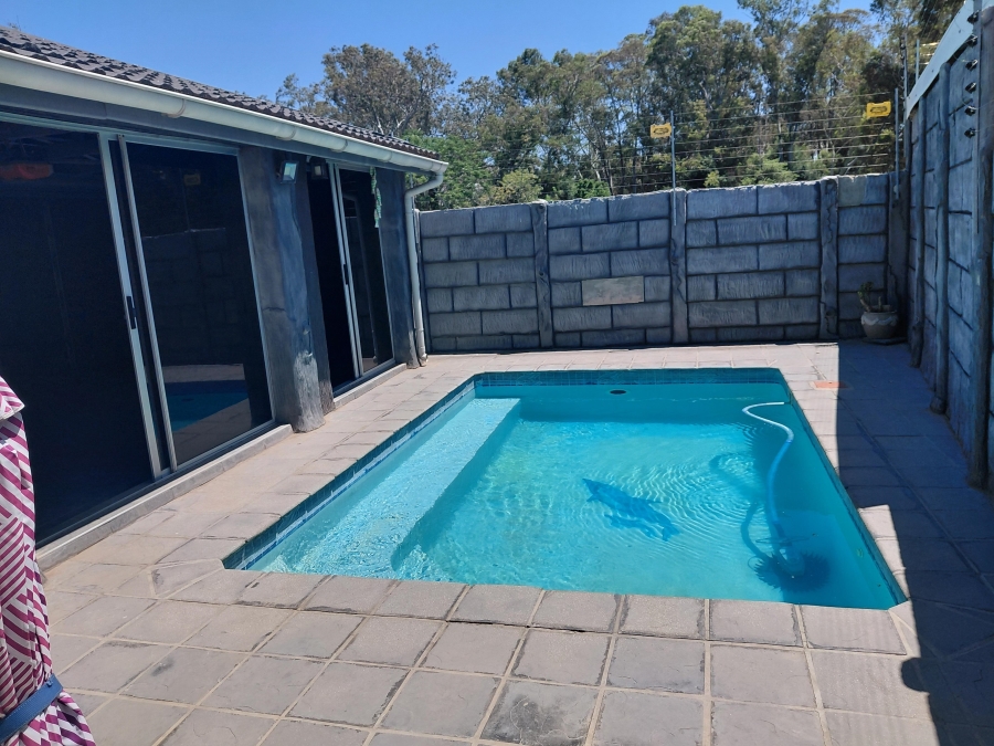 4 Bedroom Property for Sale in Retief Eastern Cape